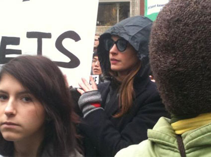Anne Hathaway, Occupy Anne Hathaway, Occupy